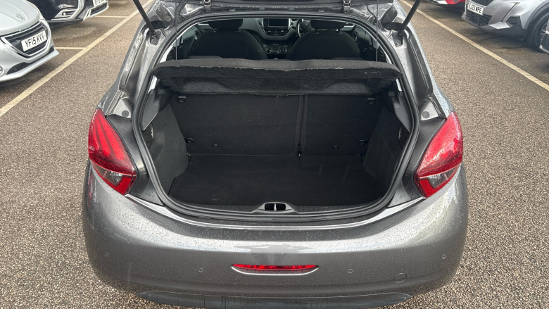 Peugeot 208 1.2 PureTech 82 Allure 5dr Petrol Hatchback